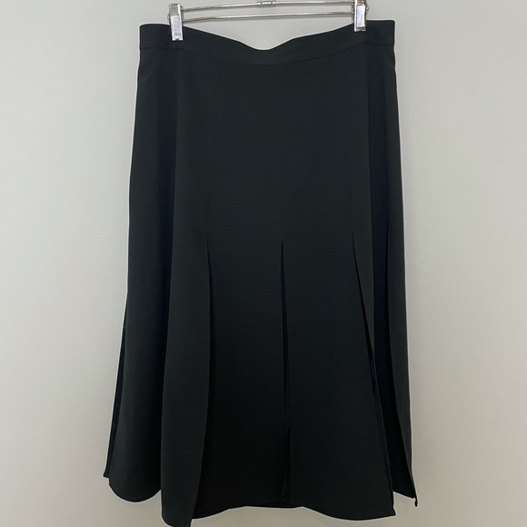 NWT Ann Taylor Paneled Skirt - Picture 1 of 6